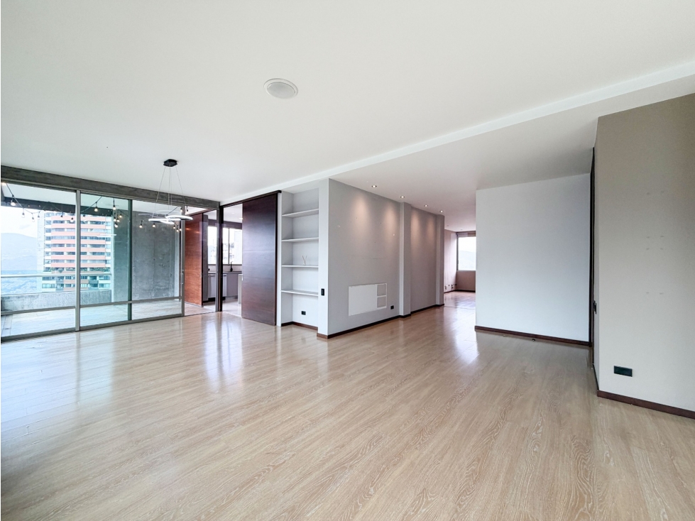 Apartamento en venta y arriendo en El Poblado — foto 3