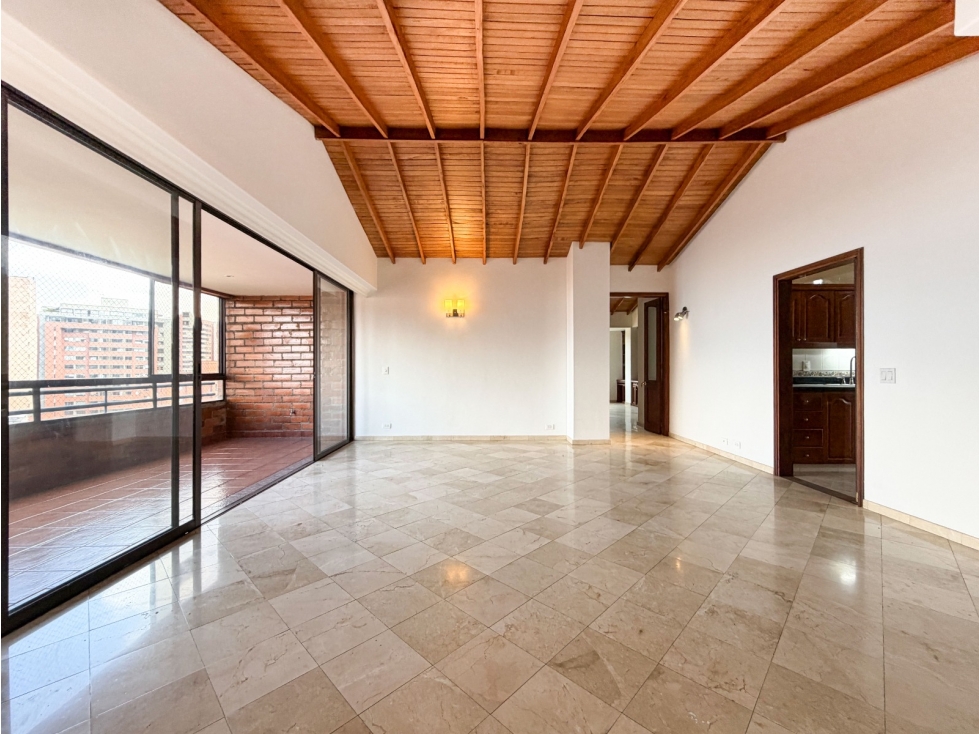 Apartamento en arriendo | Loma del Tesoro, El Poblado