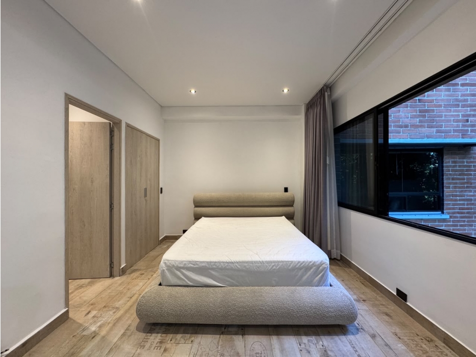 (LA) Apartaestudio en el poblado, sector vizcaya, remodelado lindo! — foto 4