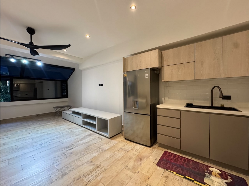 (LA) Apartaestudio en el poblado, sector vizcaya, remodelado lindo! — foto 5