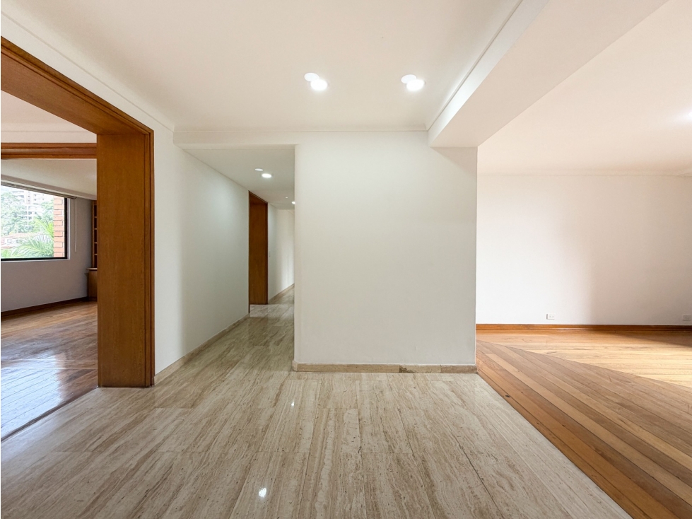 Apartamento en venta en Loma de Los González El Poblado — foto 2