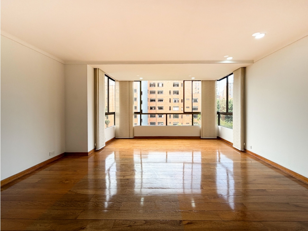 Apartamento en venta en Loma de Los González El Poblado