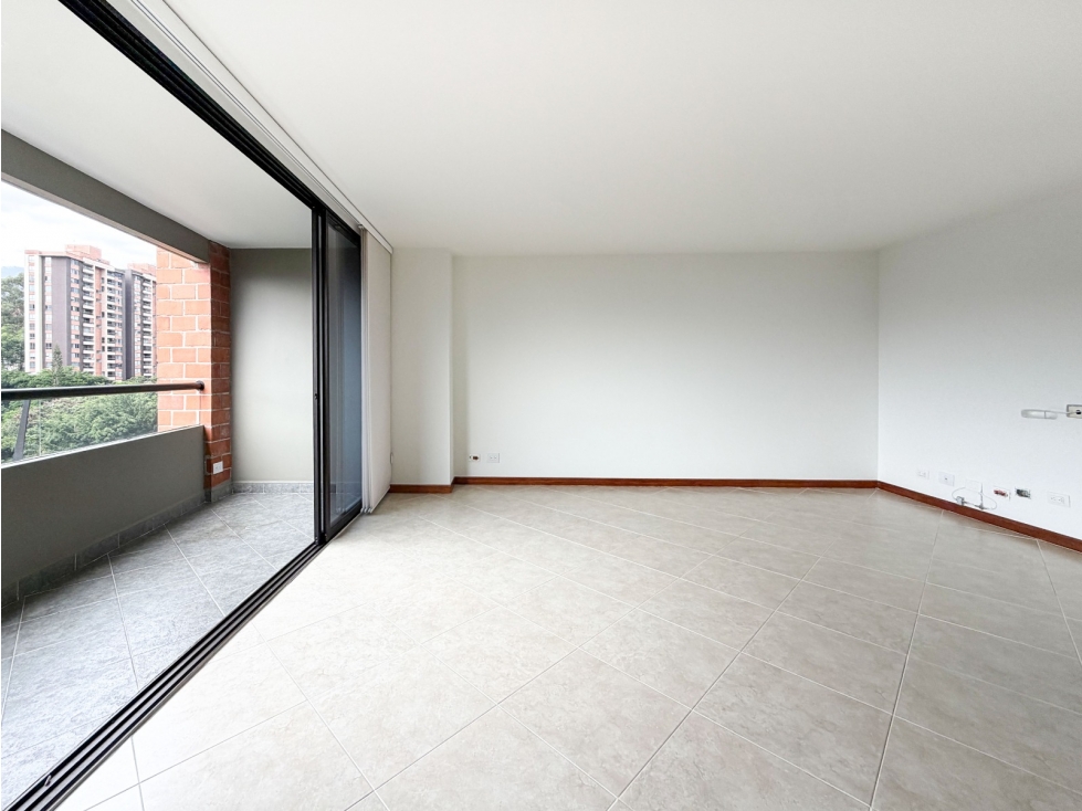APARTAMENTO EN ARRIENDO EN EL POBLADO — foto 2