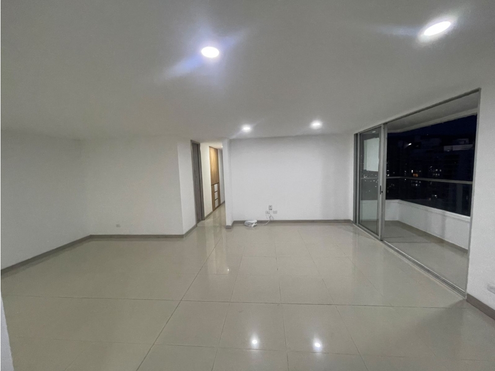 100M2 apartamento en arrendamiento en Suramerica Itagui