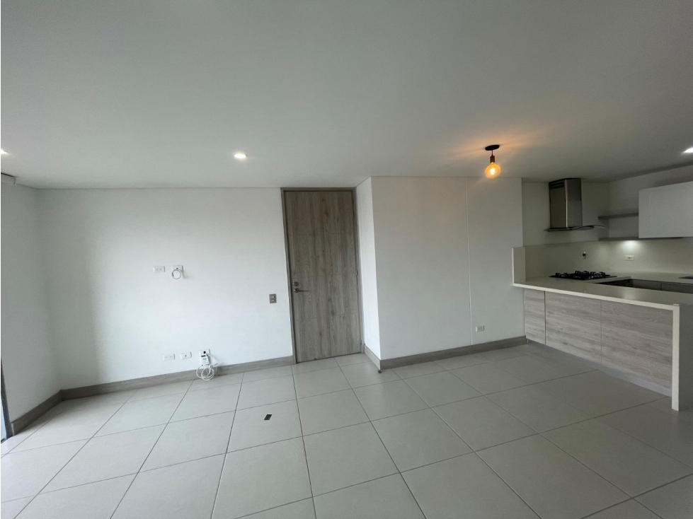 97m2 Apartamento en arriendo Loma de los Mesa Envigado — foto 5