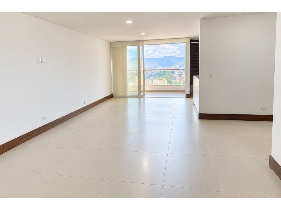107M2 Apartamento en arrendamiento Sector las Lomitas Sabaneta