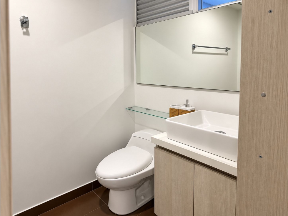 107M2 Apartamento en arrendamiento Sector las Lomitas Sabaneta — foto 2