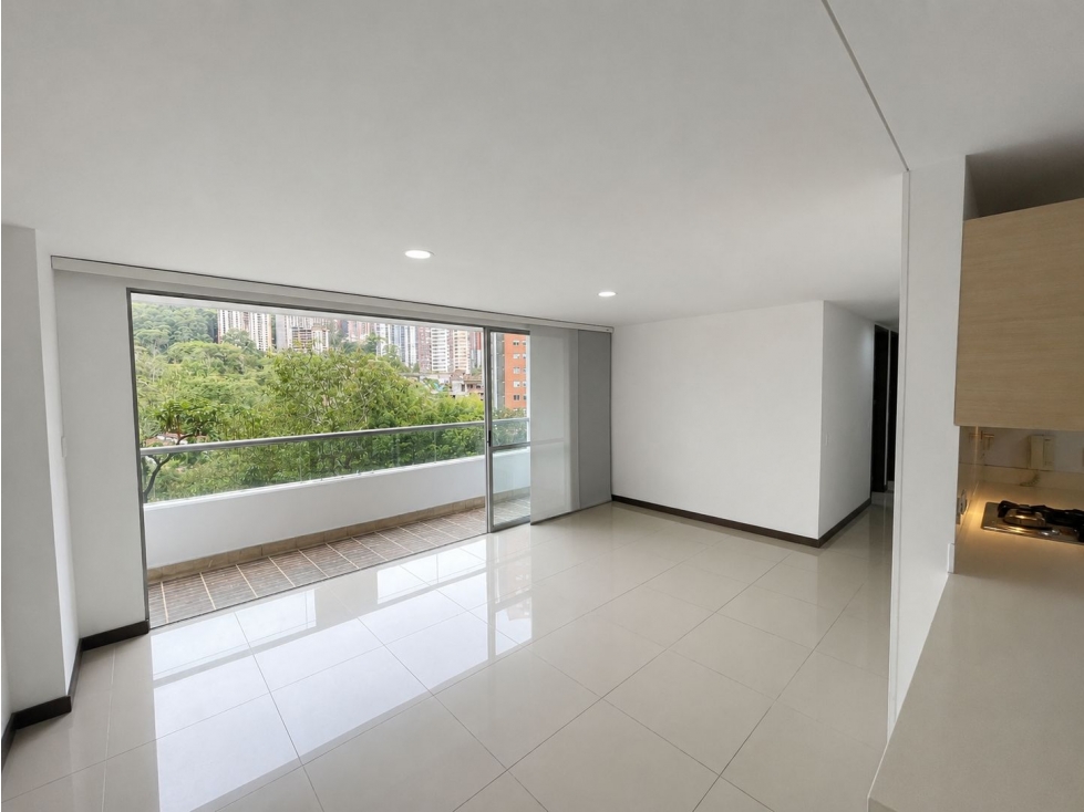 108m2 Apartamento en arrendamiento Sabaneta