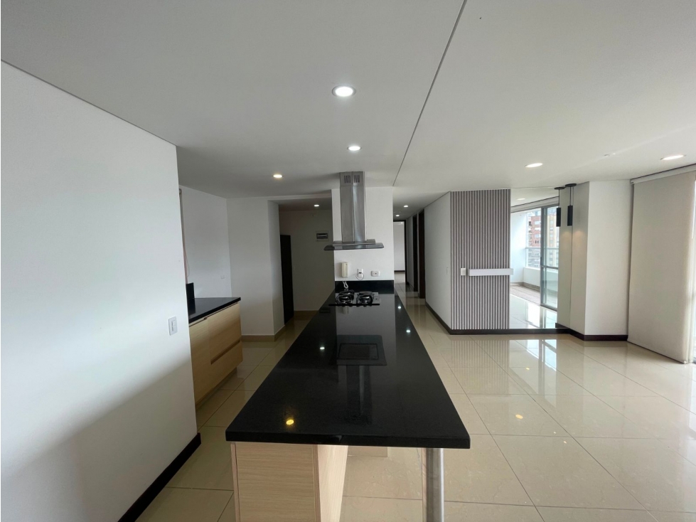 108m2 Apartamento en arrendamiento Sabaneta — foto 5