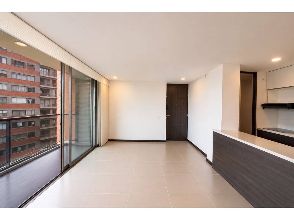 90m2 Apartamento en arrendamiento en El Poblado Medellín — foto 4