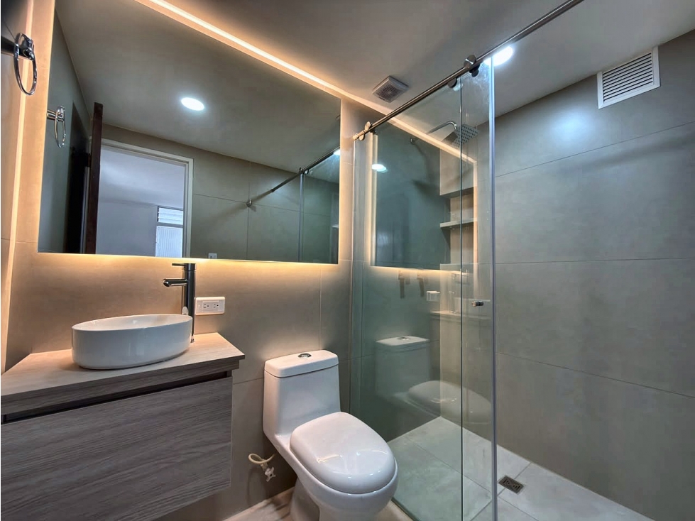 120m2 Casa Comercial en Laureles Medellin — foto 6
