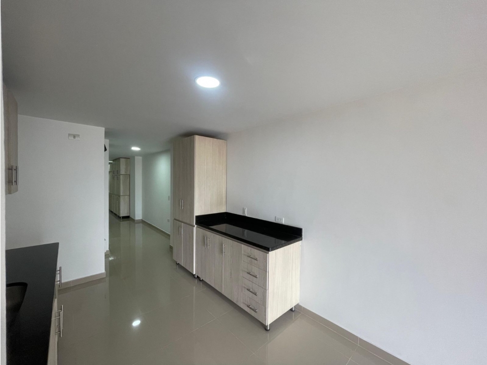 125m2 Apartamento en arrendamiento en Barrio Mesa Envigado — foto 2