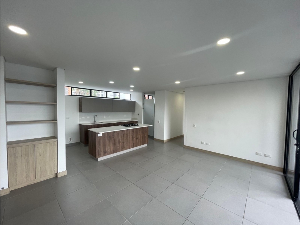 137M2 apartamento de lujo en Poblado Medellín