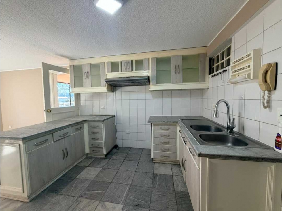 129mil venta dep Duplex 232m2 en El Inca - 6