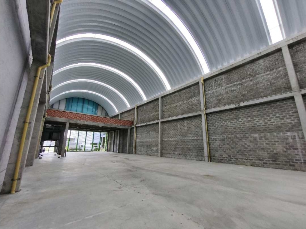 1.335m2 bodega arriendo - venta zona industrial Apartado - 6