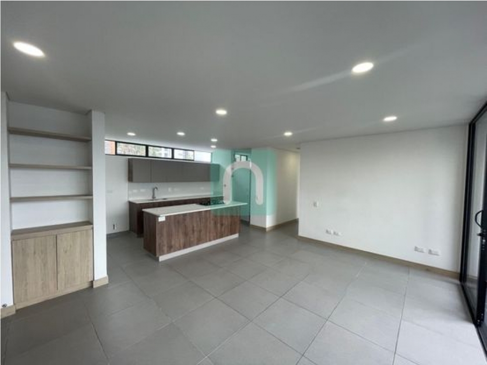 137M2 apartamento de lujo en Poblado Medellín