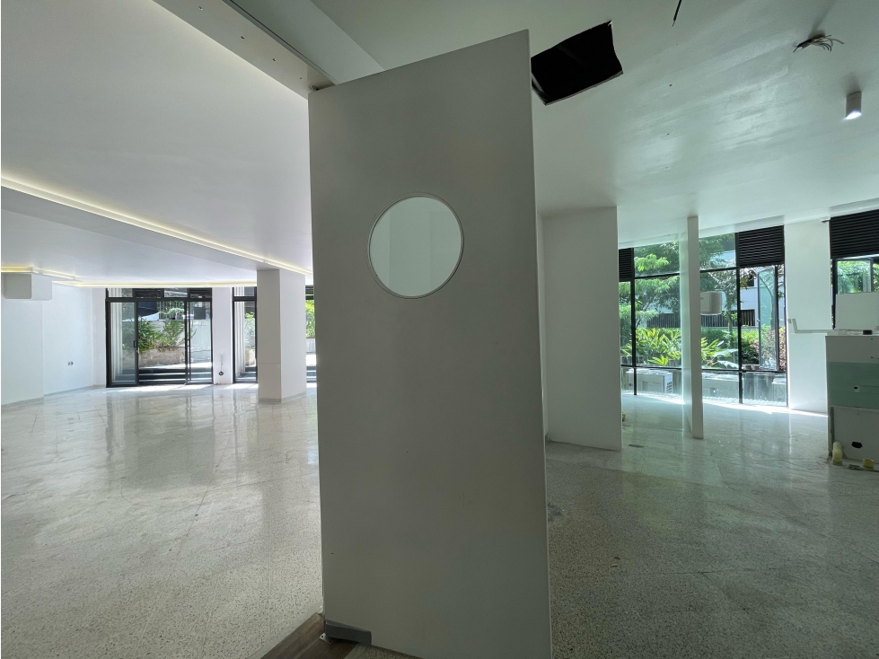 138m2 Local en arriendo en el poblado - 5