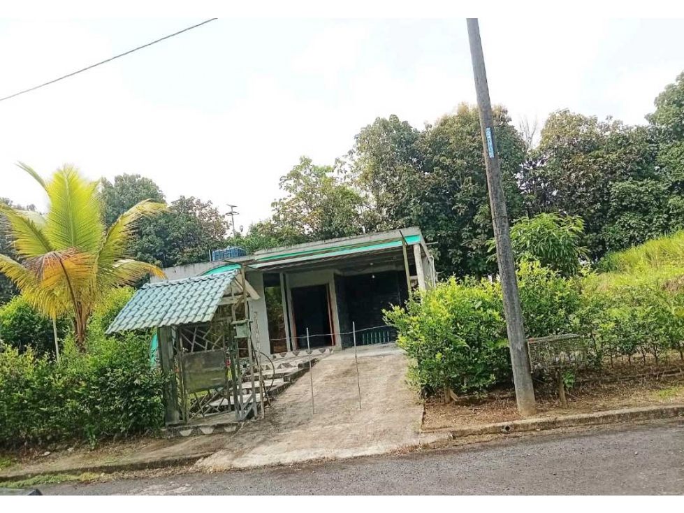 129mil Venta Casa urbanizacion exclusiva, Santo Domingo - 2