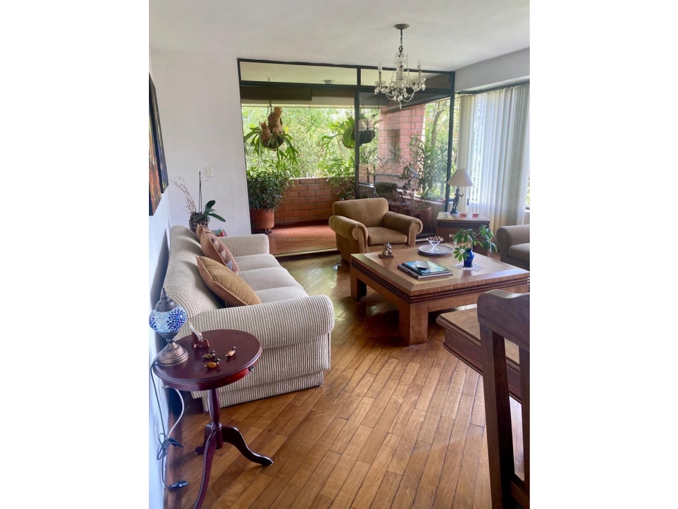 147 mtr para REMODELAR completamente, muy silencioso, sector calle 10 — foto 3