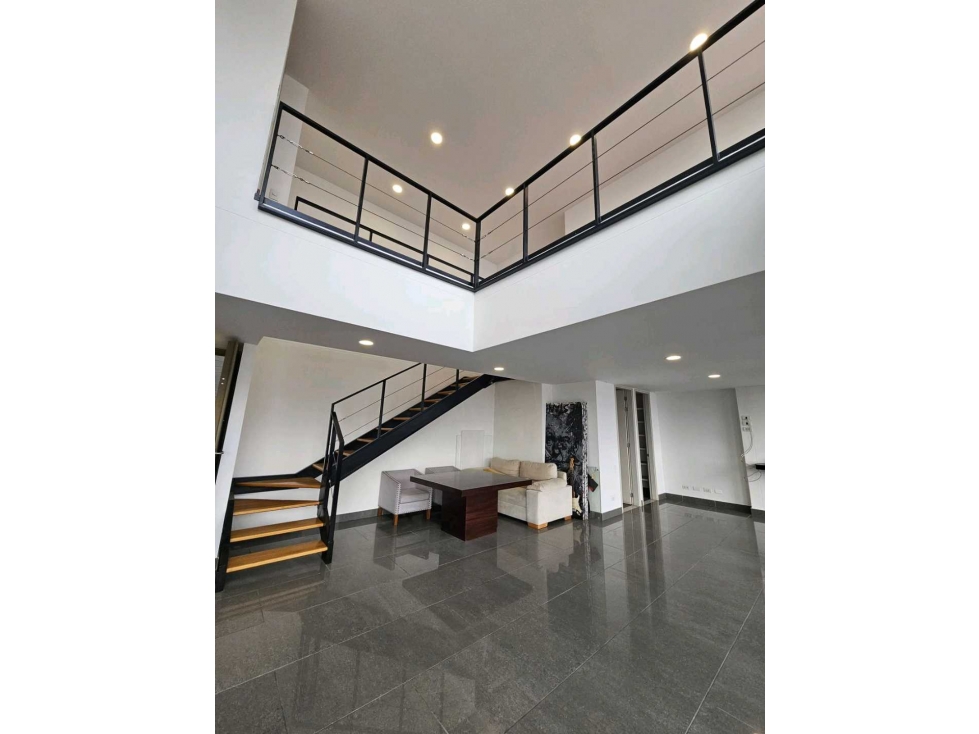 170m2 Penthouse Arriendo Envigado