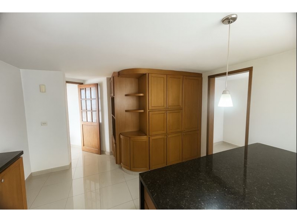 189m2 Apartamento en arrendamiento El Poblado — foto 6
