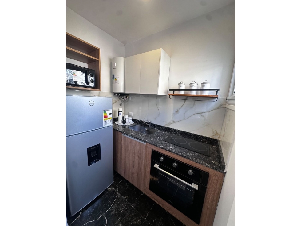 1 AMBIENTE EXTERNO RECICLADO CON VENTANAL — foto 5
