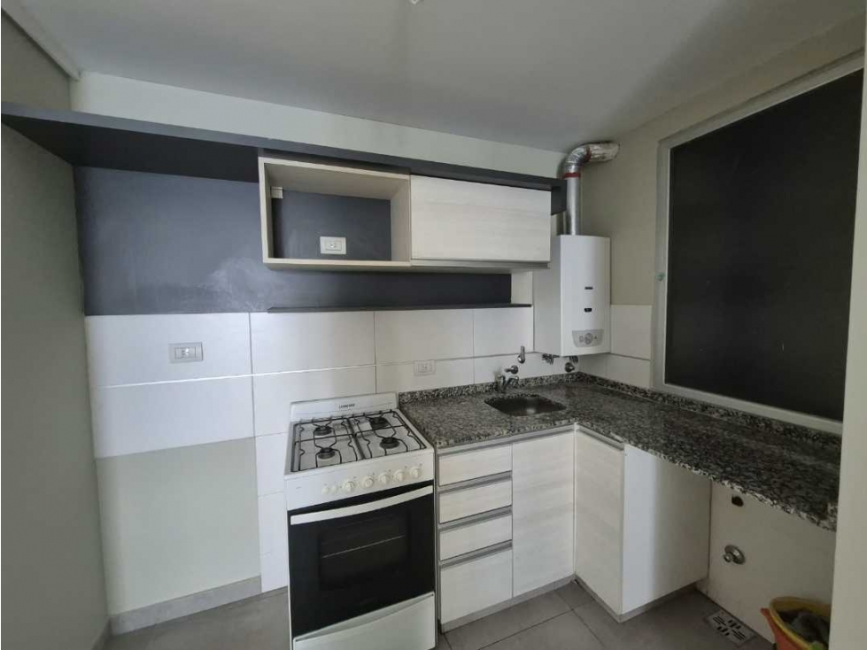 1 Dorm con Balcón y Vista Panorámica en Nva Córdoba - Bv Chacabuco — foto 3