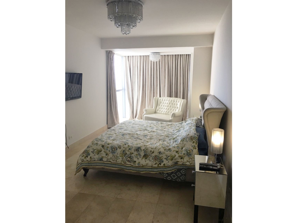 1-Bedroom Apartment in Ave. Balboa