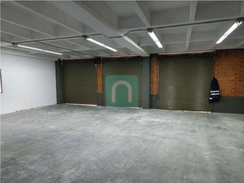 2.200m2 Bodega Arriendo Parque Industrial 3 muelles - 6