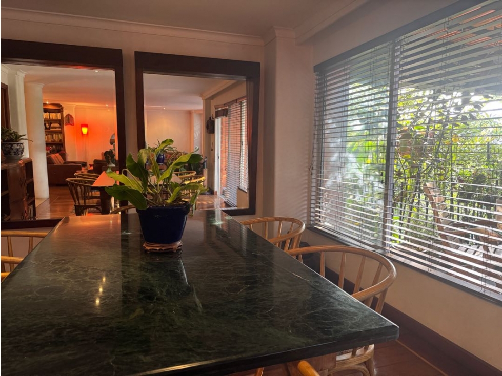 Venta casa tres niveles en urb. cerrada. El Poblado, San Lucas. — foto 3