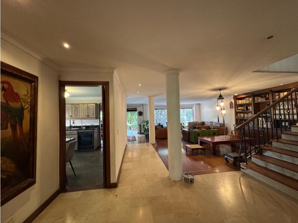 Venta casa tres niveles en urb. cerrada. El Poblado, San Lucas. — foto 5