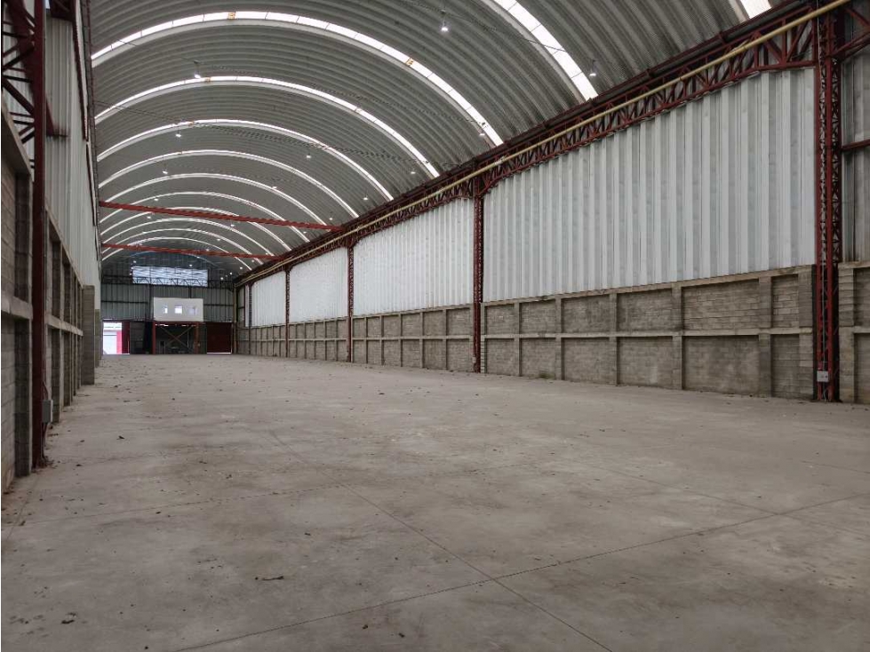 2.300m2 bodega arriendo Girardota Parque Industrial - 3