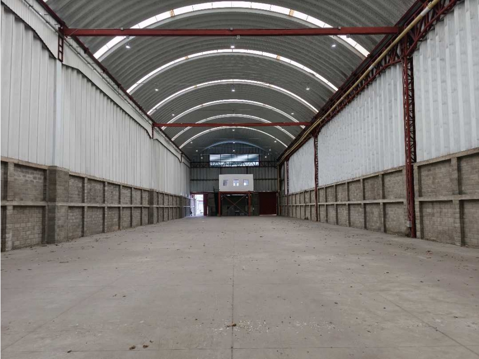 2.300m2 bodega arriendo Girardota Parque Industrial - 4