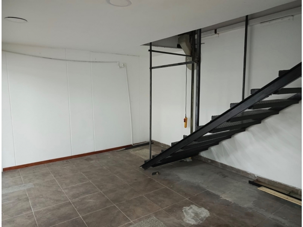 238m2 arriendo local / bodega Itagüí — foto 6