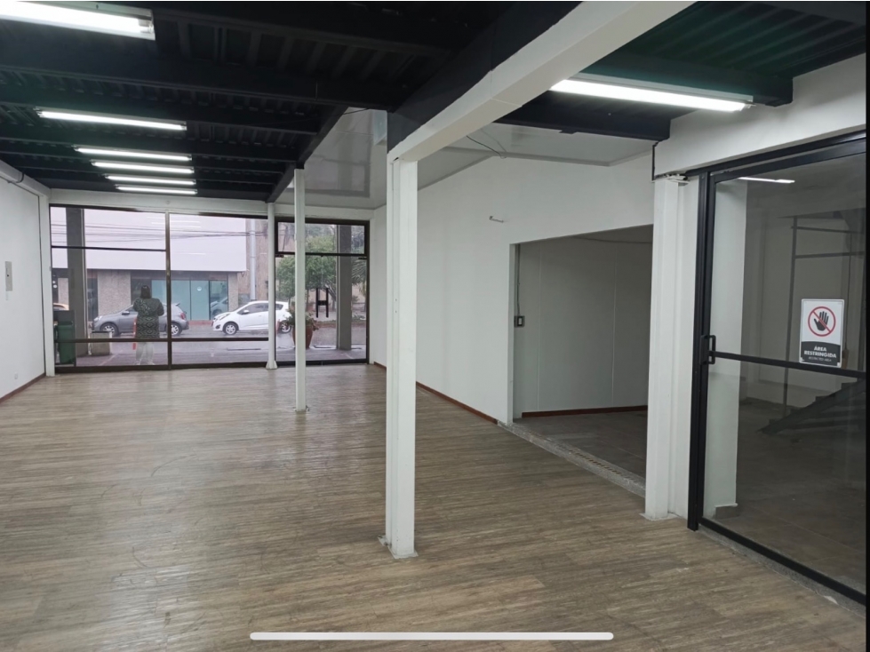 238m2 arriendo local / bodega Itagüí