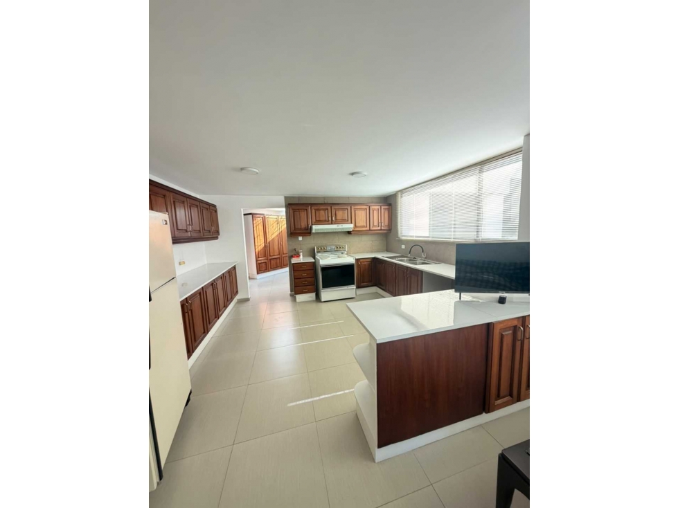 209mil Venta Penthouse en Quito Gaspar de Villarroel y Eloy Alfaro — foto 4