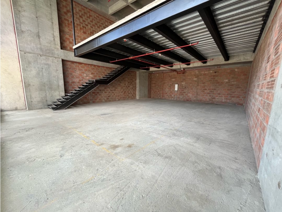 246m2 Local en Arriendo en Ciudad del Rio.