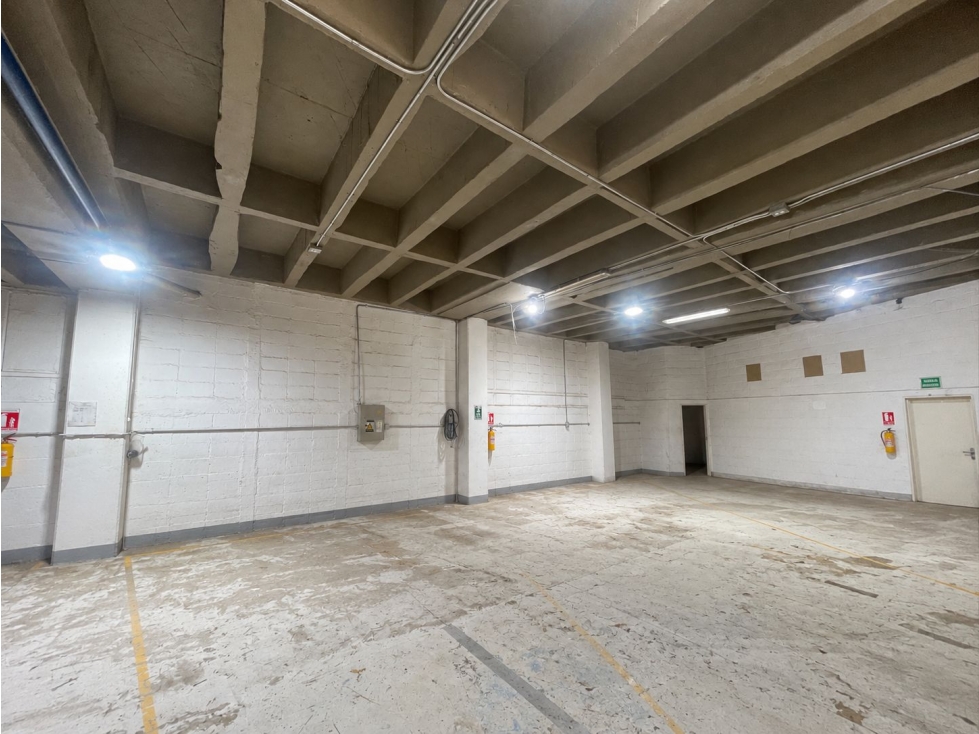 274m2 Bodega en Arriendo La Estrella — foto 2