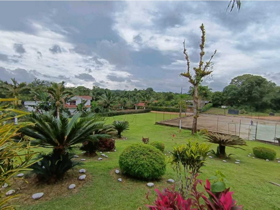 24mil lote en venta Pedro Vicente dentro de Urbanizació con servicios - 5