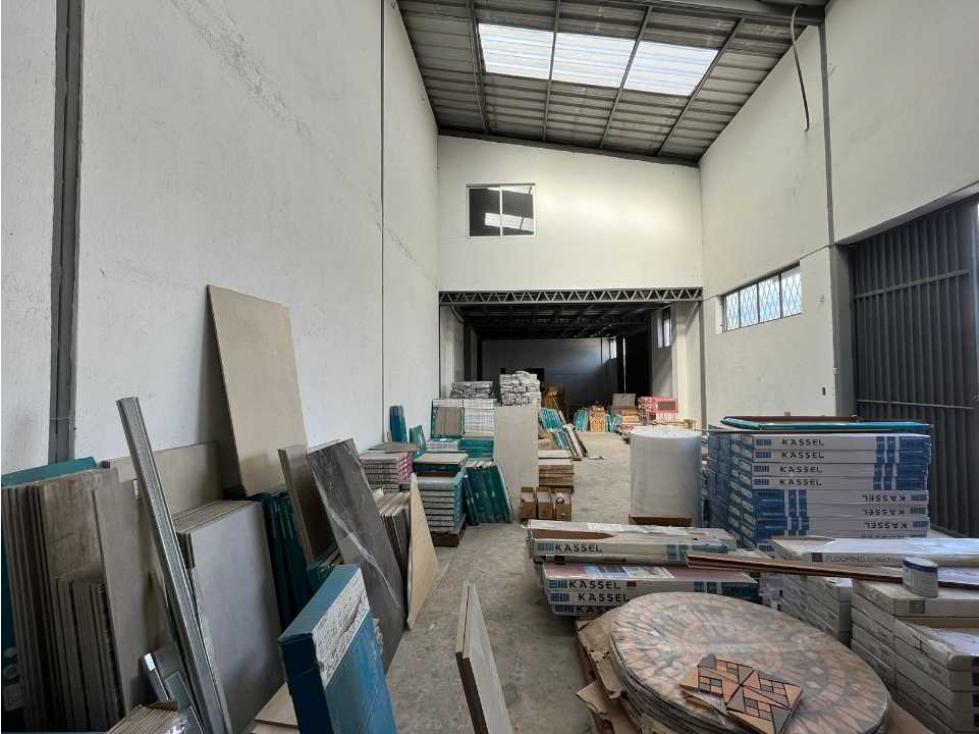 Bodegas de arriendo en Ibarra - 6