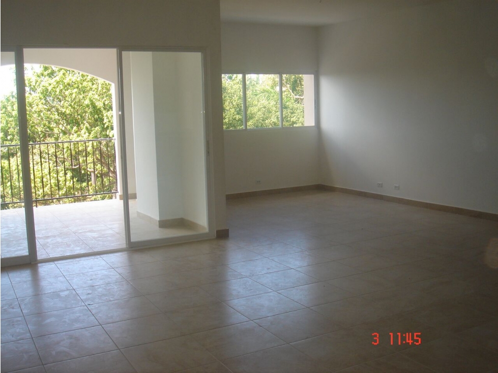 2-Bedroom Apartment in Amador Cause Way — foto 4
