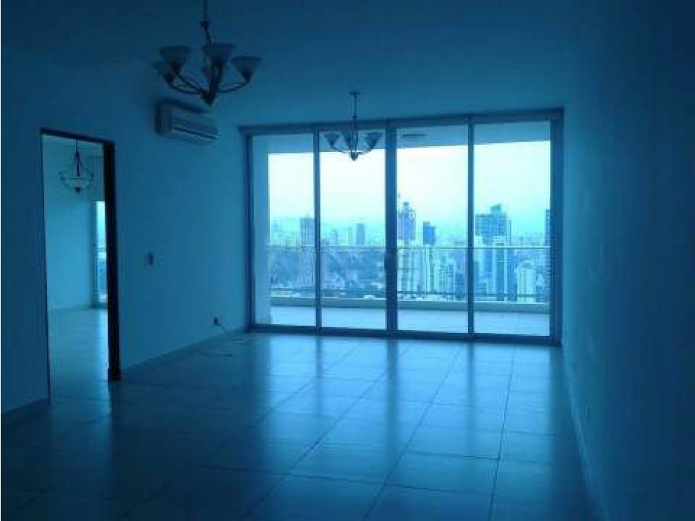 2-Bedroom Apartment in Ave. Balboa