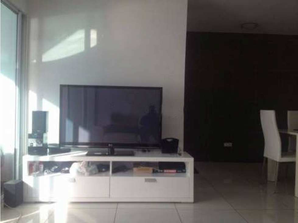 2-Bedroom Apartment in Via Cincuentenario — foto 2