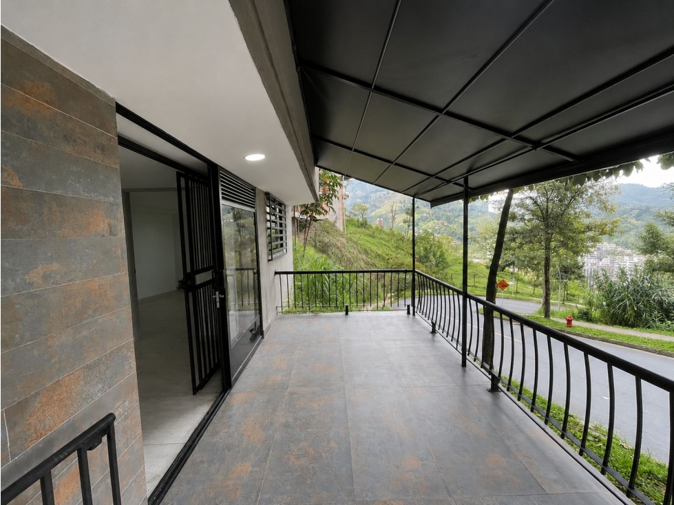 30M2 Local en arriendo en Sabaneta