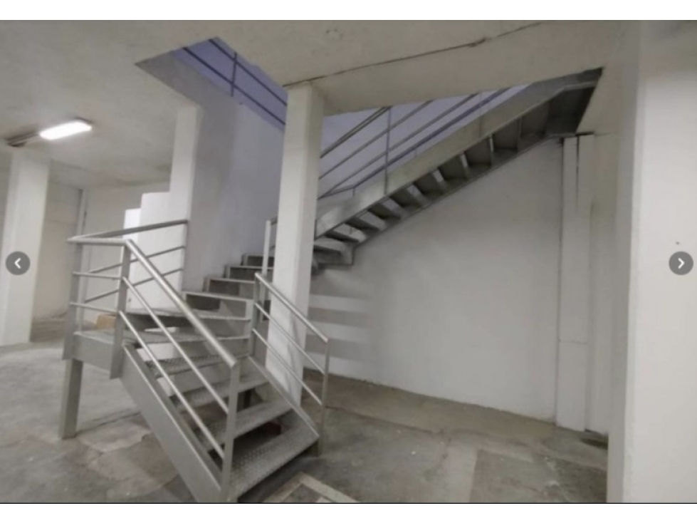 350m2 Bodega / Local arriendo Medellin - Barrio Colombia — foto 4