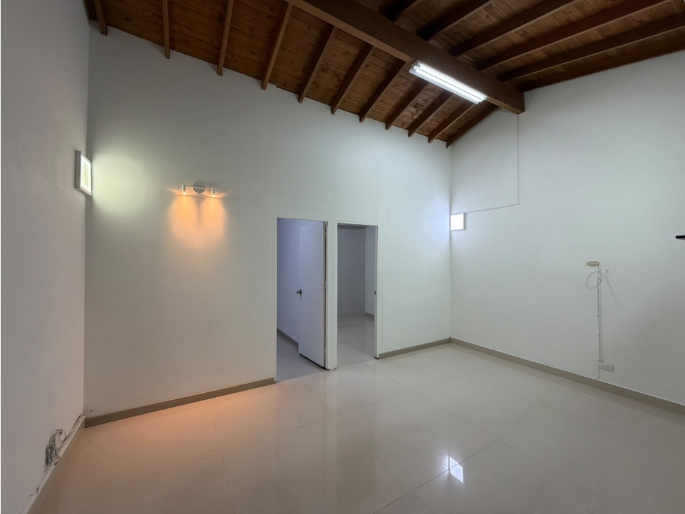 36M2 Oficina en arrendamiento Sector Bulerías Medellín