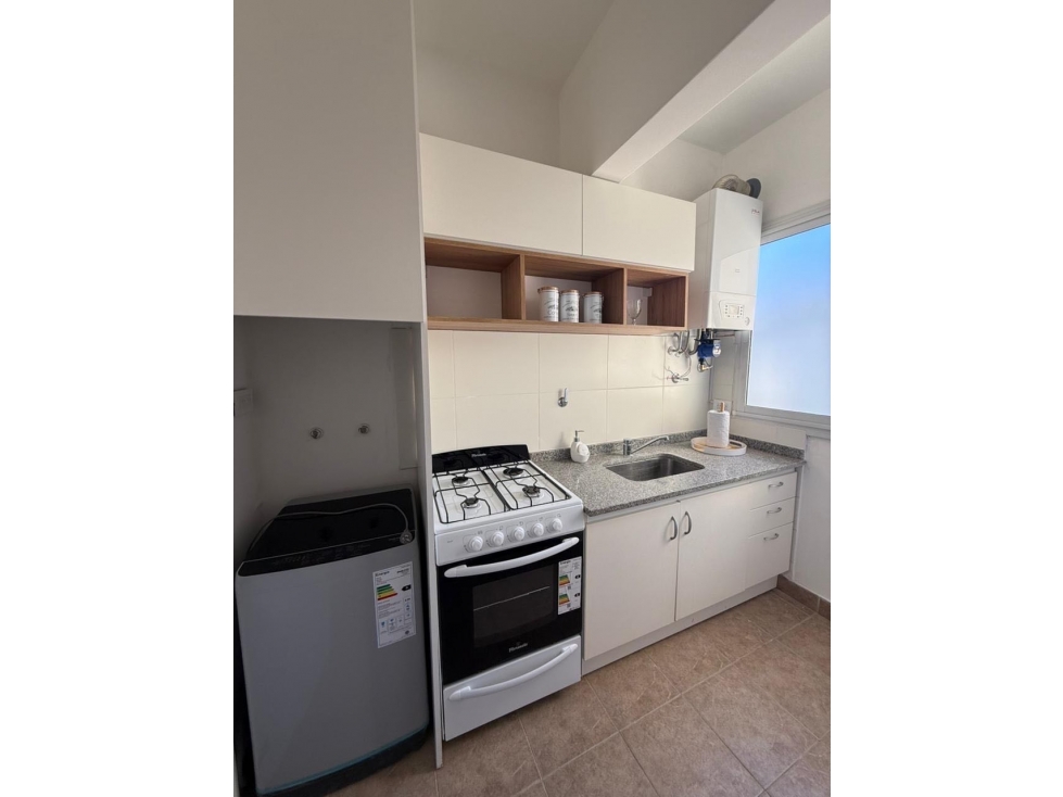 3 AMBIENTES CON DEPENDENCIA CON TERRAZA RECICLADO - 6