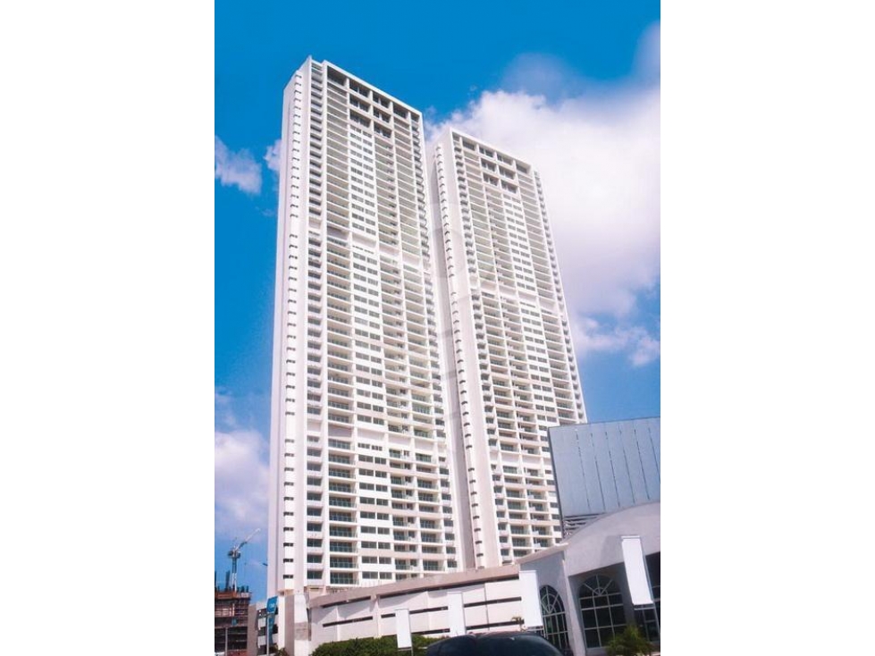 3-Bedroom Apartment in Costa del Este