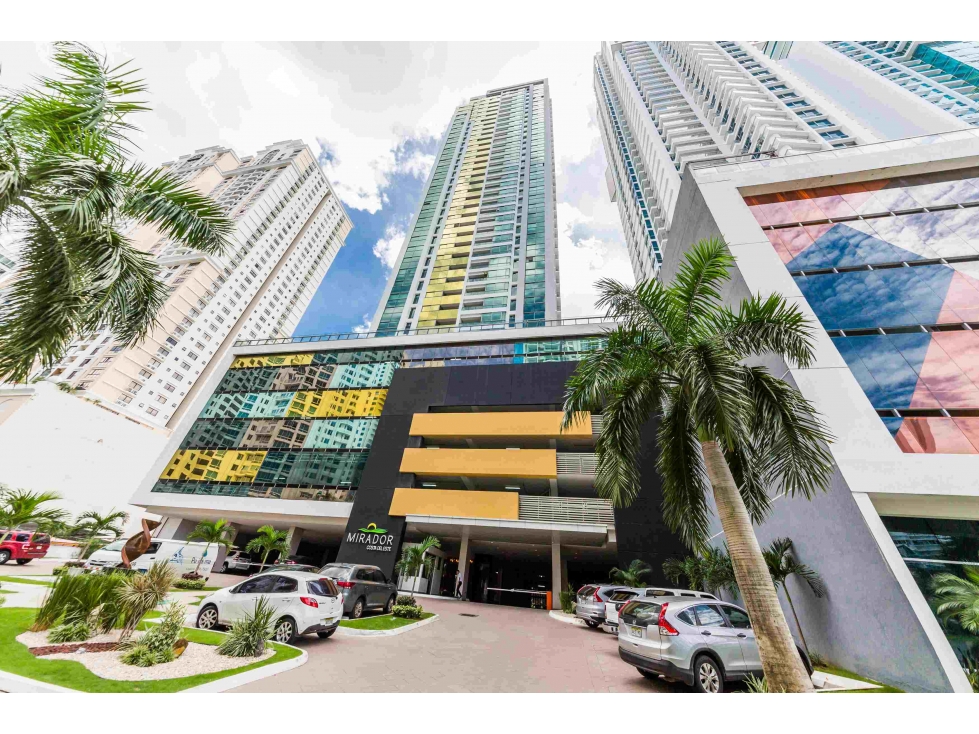 3-Bedroom Apartment in Costa del Este