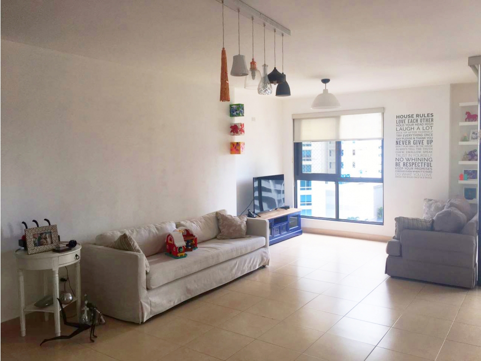 3-Bedroom Apartment in Costa del Este